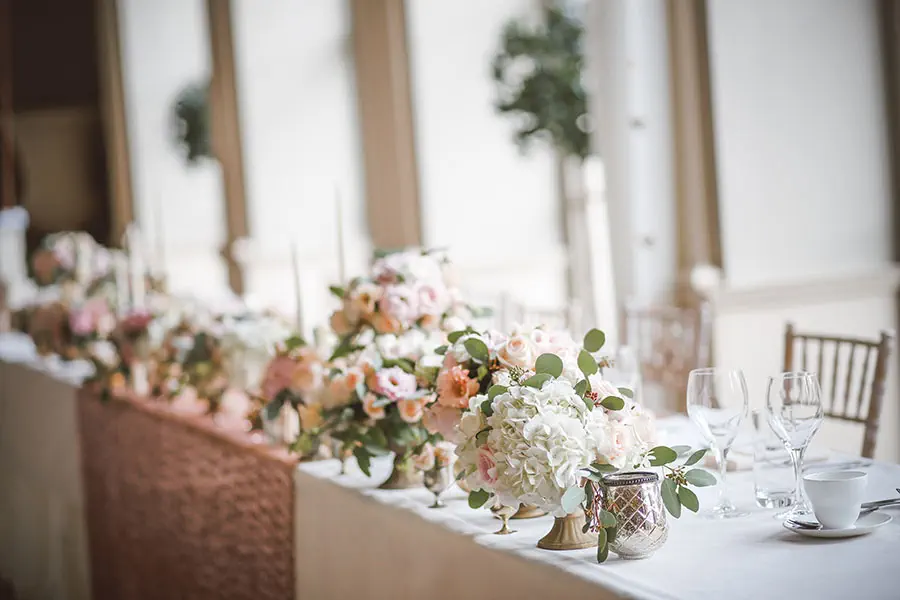 Melbourne wedding cake supplier for luxury chauffeur car hire