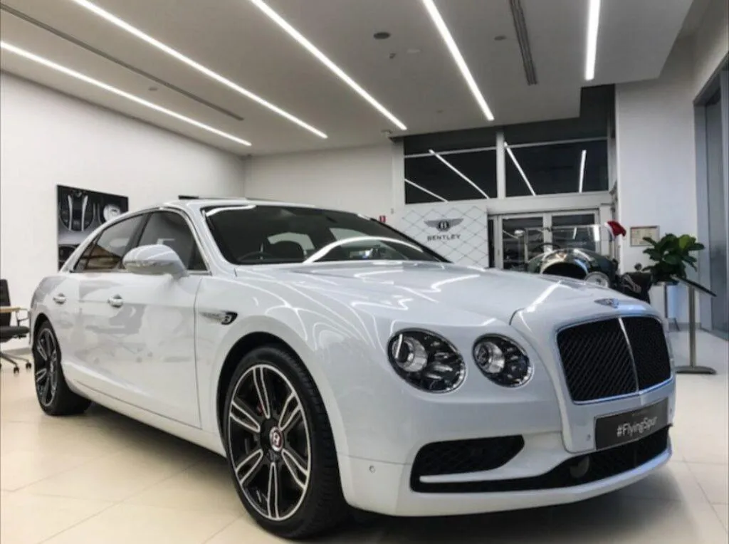 Bentley Chauffeur Car Hire Melbourne