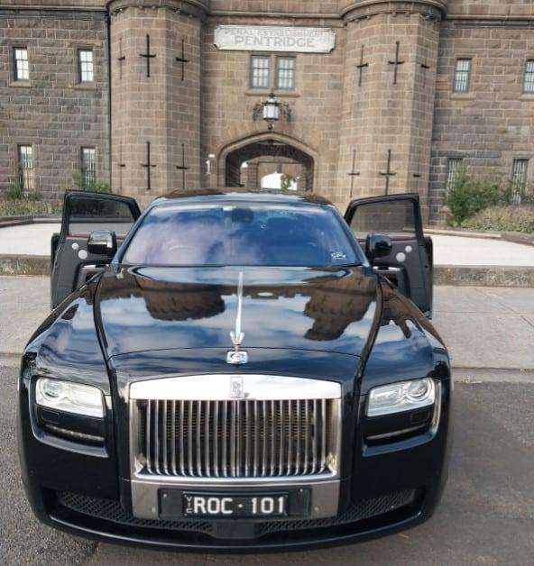 RR sedan hire